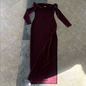 Lovers + Friends Rich Burgundy off the shoulder dress with high slit. Size M.